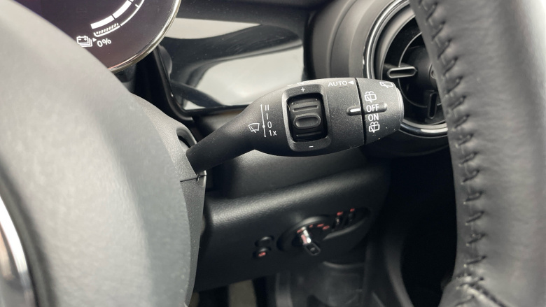 MINI Hatchback 135kW Cooper S Level 2 33kWh 3dr Auto Electric Hatchback